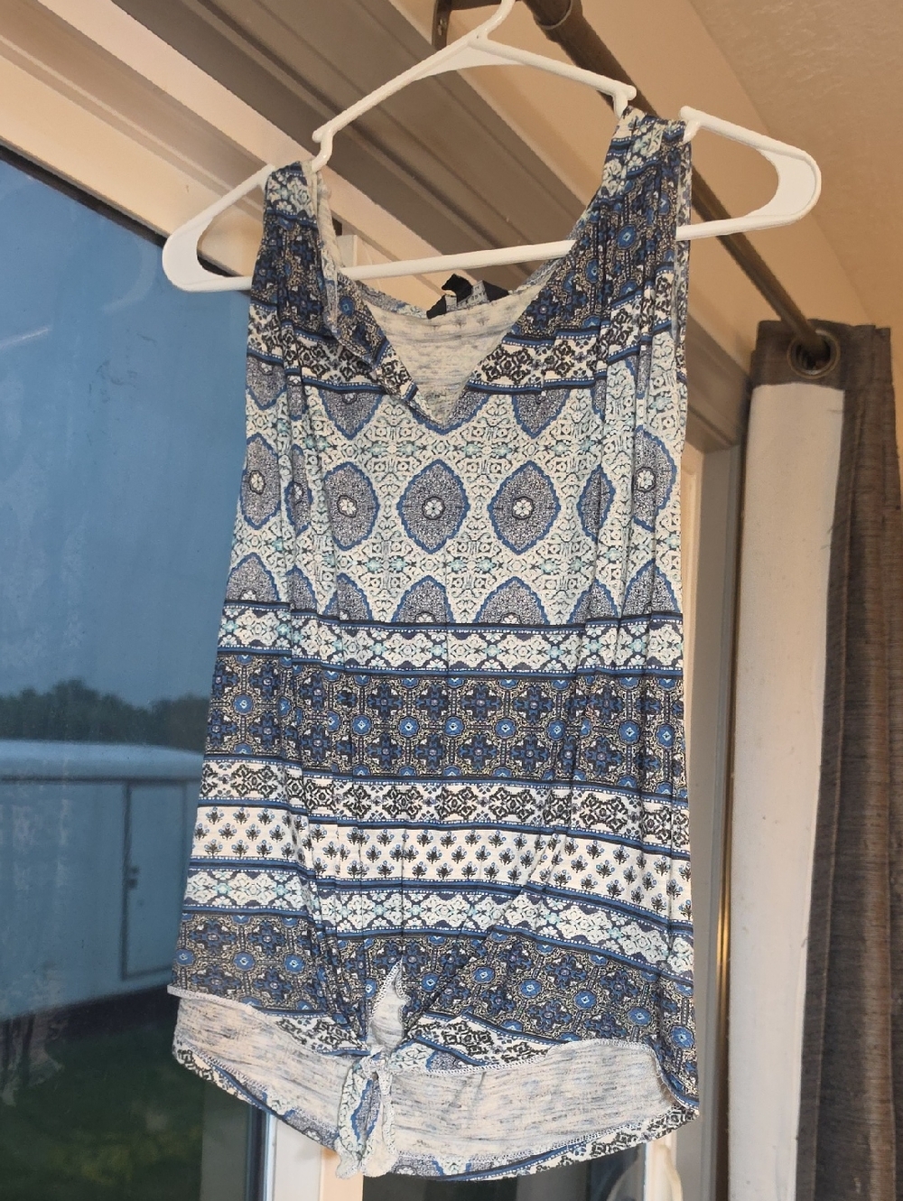 Lucky Brand Blue and White Patterned Tie-Front Tank